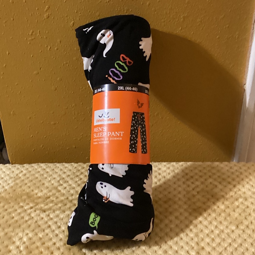 Way to celebrate! Men’s Halloween sleep pants
